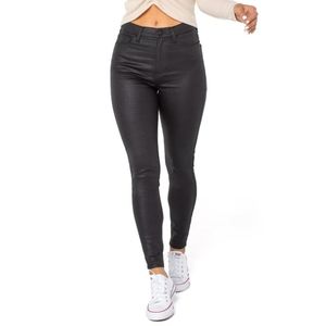 DONATED  NWOT Celebrity Pink Curvy Push-Up Skinny Jeans